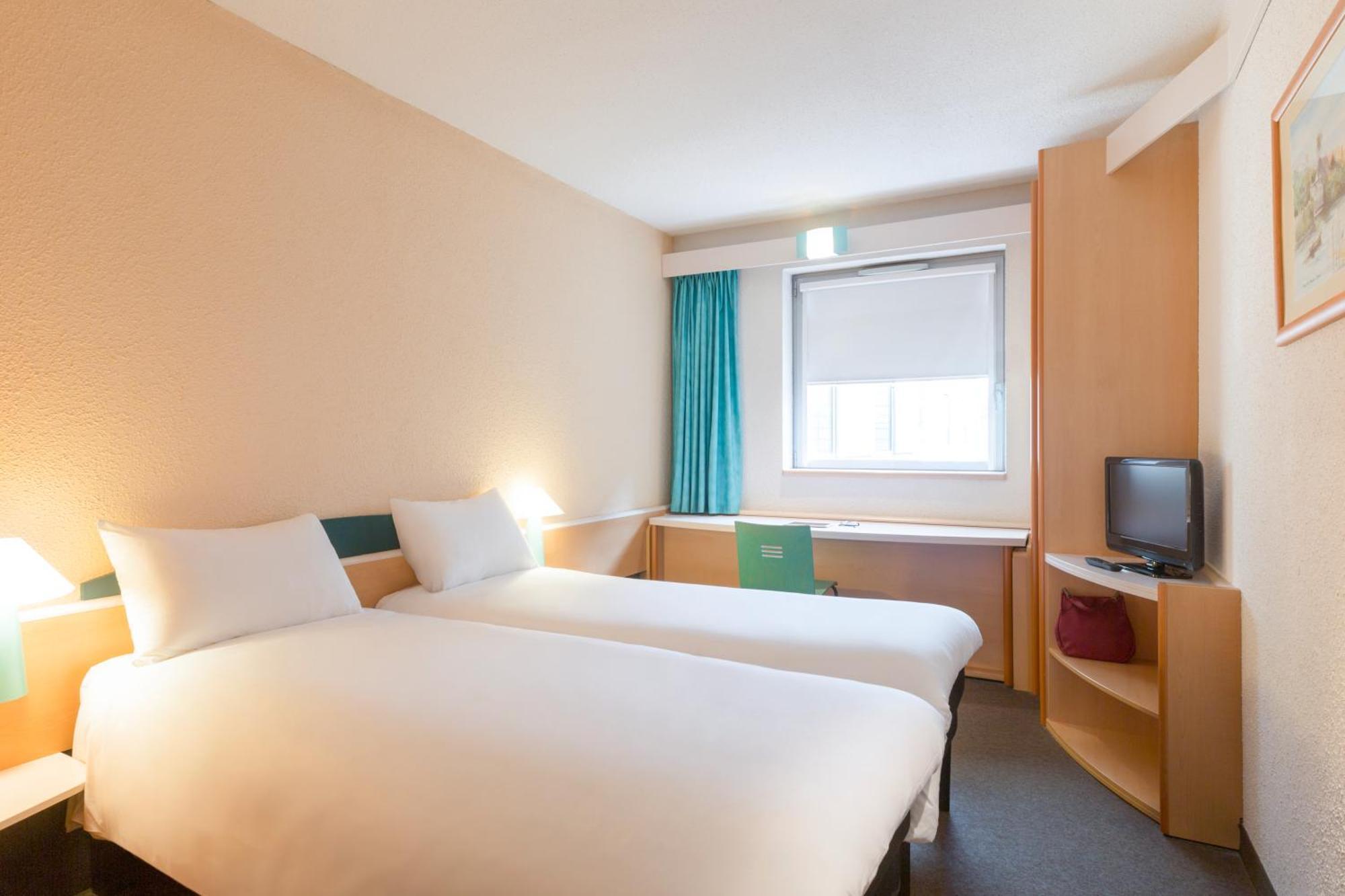 Ibis Poitiers Sud Otel Oda fotoğraf