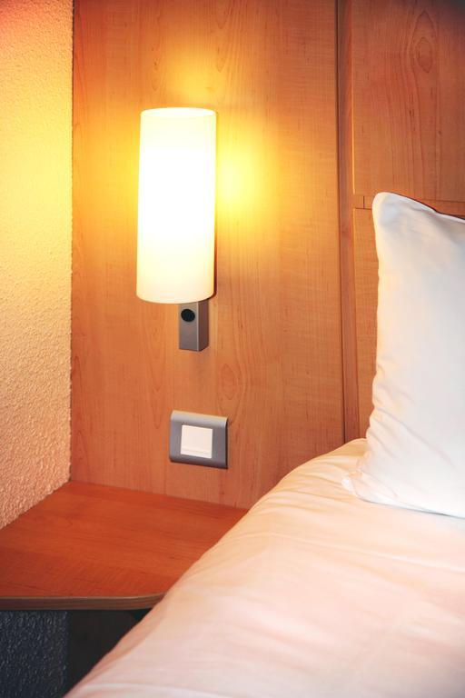 Ibis Poitiers Sud Otel Dış mekan fotoğraf